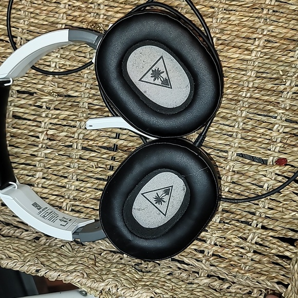 Turtle beach recon 200 headset white - Picture 4 of 4